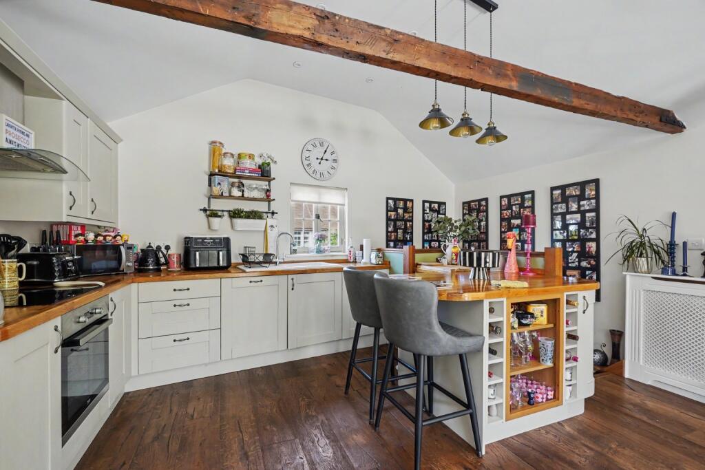House in Swale, Chart Mill, Faversham - More