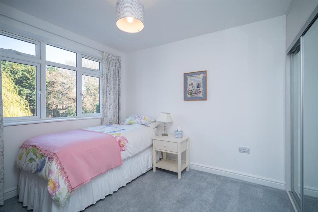 Additional image 16 of Laburnum Grove, St. Albans