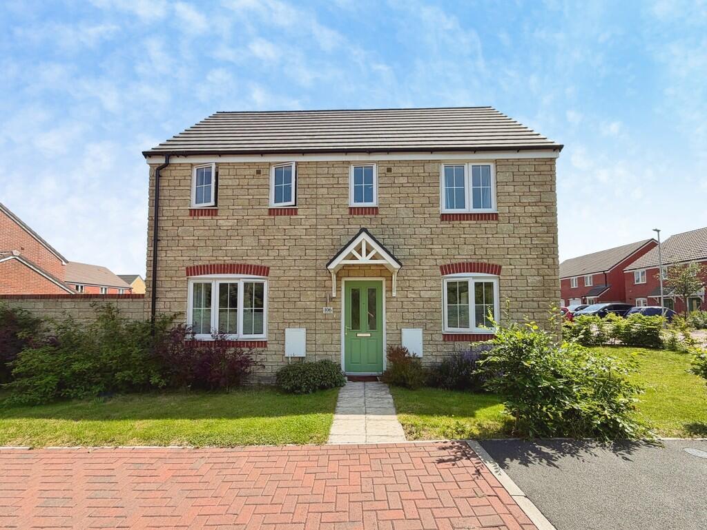 3-bed detached on Dartmoor Road, Westbury, £315,000