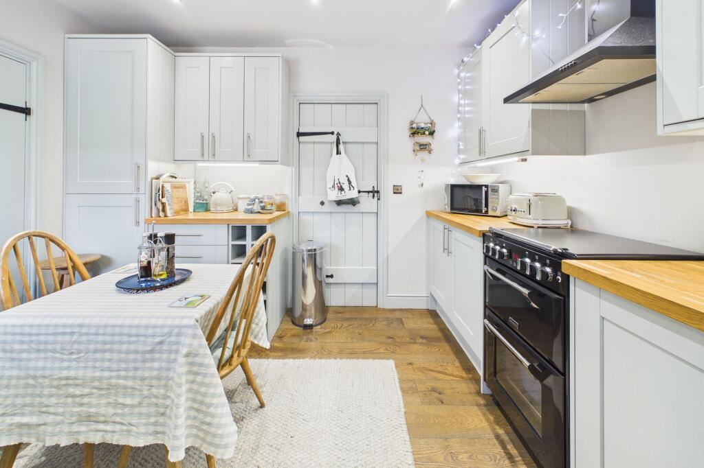 House in Alnwick, Shilbottle - More