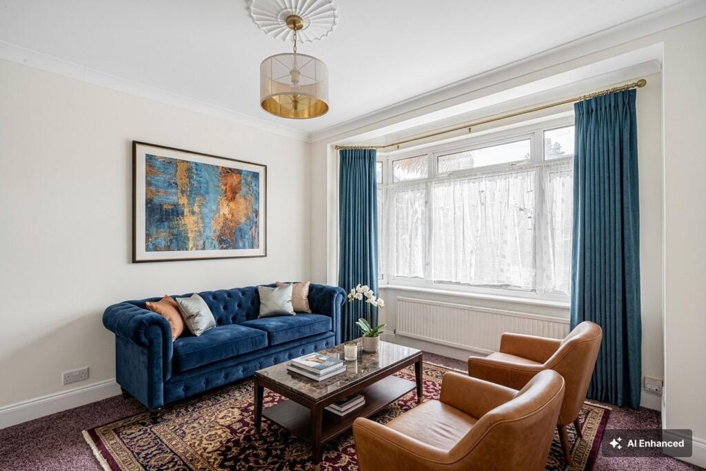 House in London - View 2