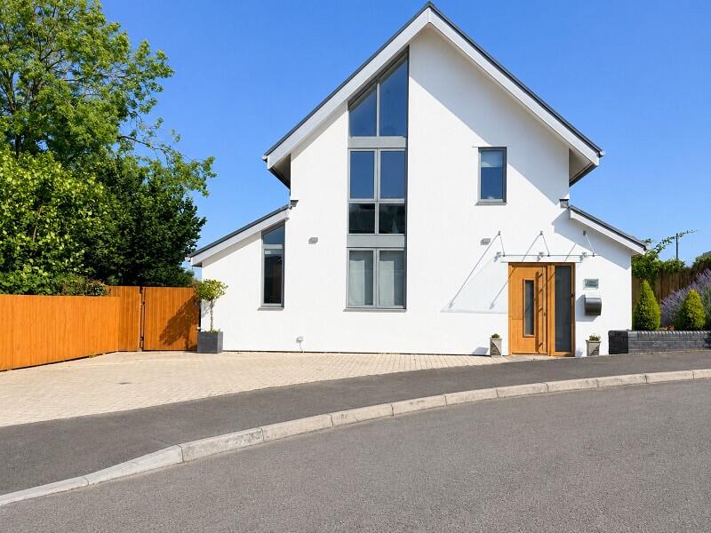 Main image of property: The Patch, Llanharry, Pontyclun, Rhondda Cynon Taff. CF72 9LF
