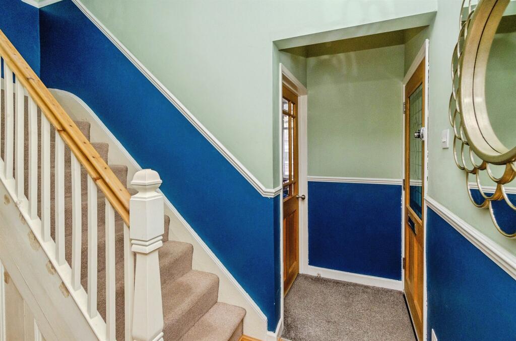 House in Sandwell, Wood Green - View 5