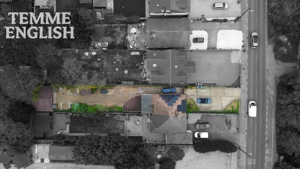 House in Basildon, Wickford - View 2