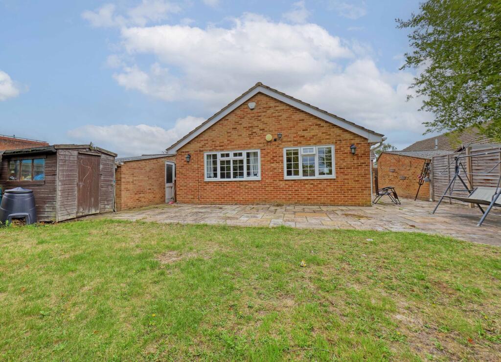 House in Slough - View 4