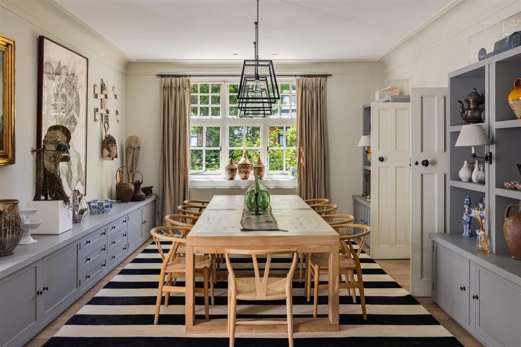 House in London - More