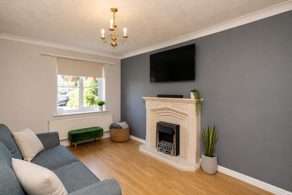 House in Doncaster, Rossington - View 3