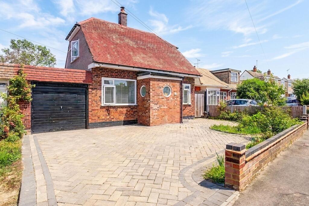 Main image of property: Boyce View Drive, Benfleet, SS7