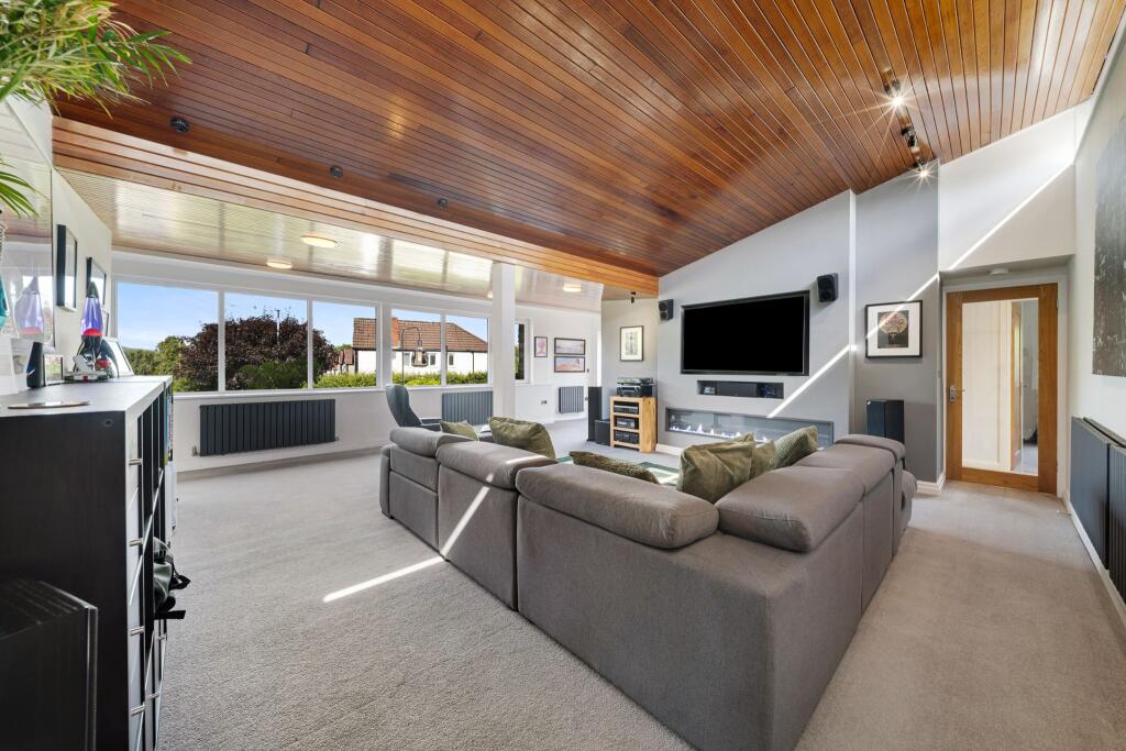 House in Bolton, Harwood - View 4