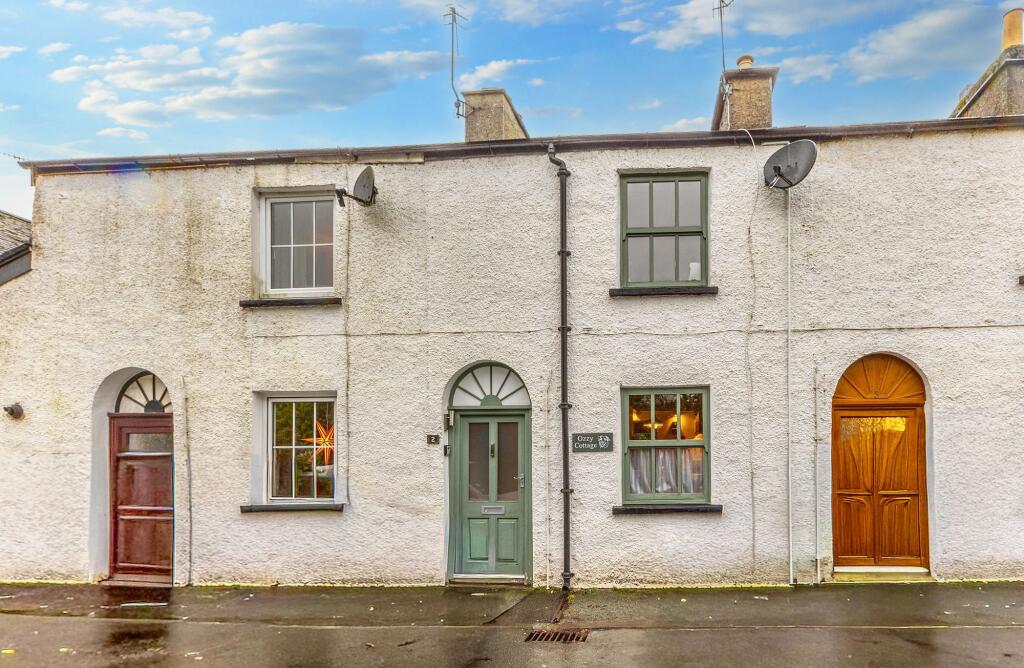 Main image of property: 2 Silver Street, Staveley