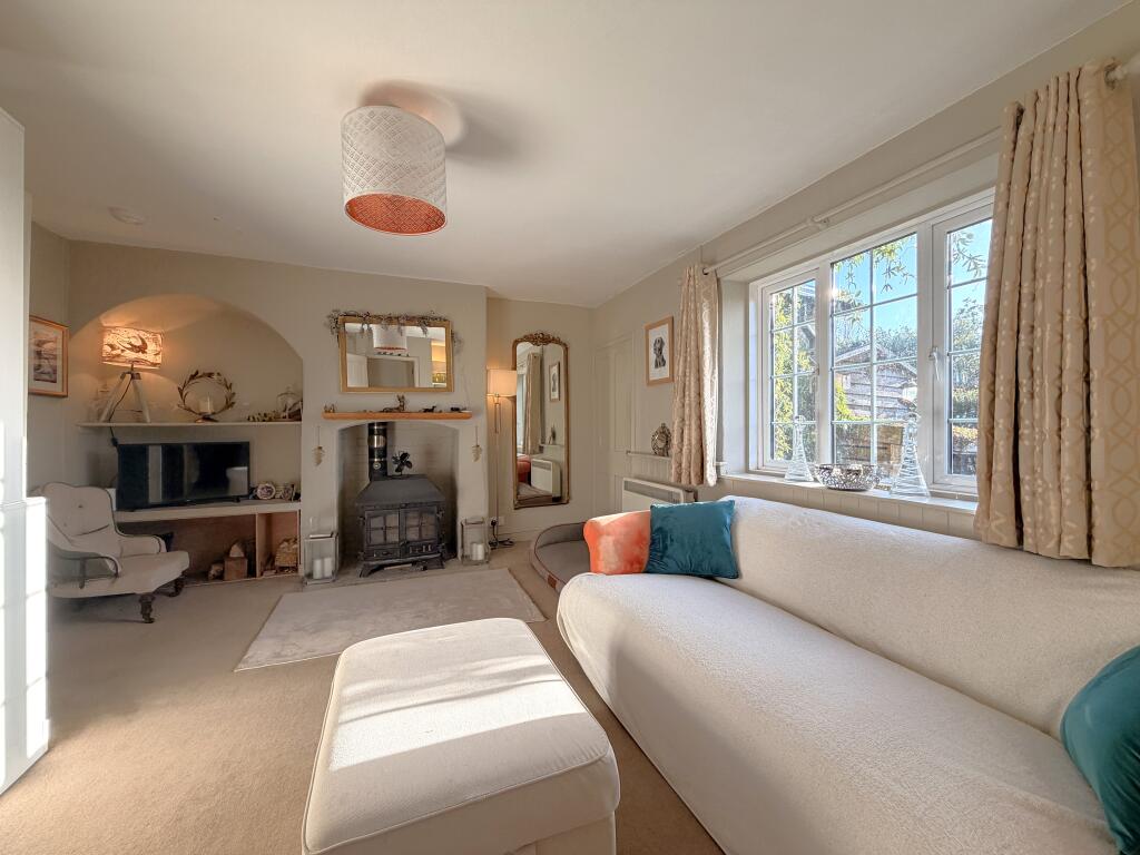 House in Salisbury, Alvediston - More