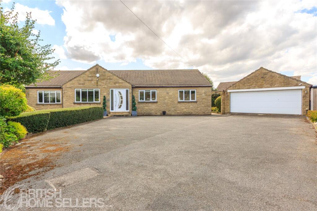 Main image of property: Elmwood Chase, Barwick in Elmet, Leeds, West Yorkshire, LS15