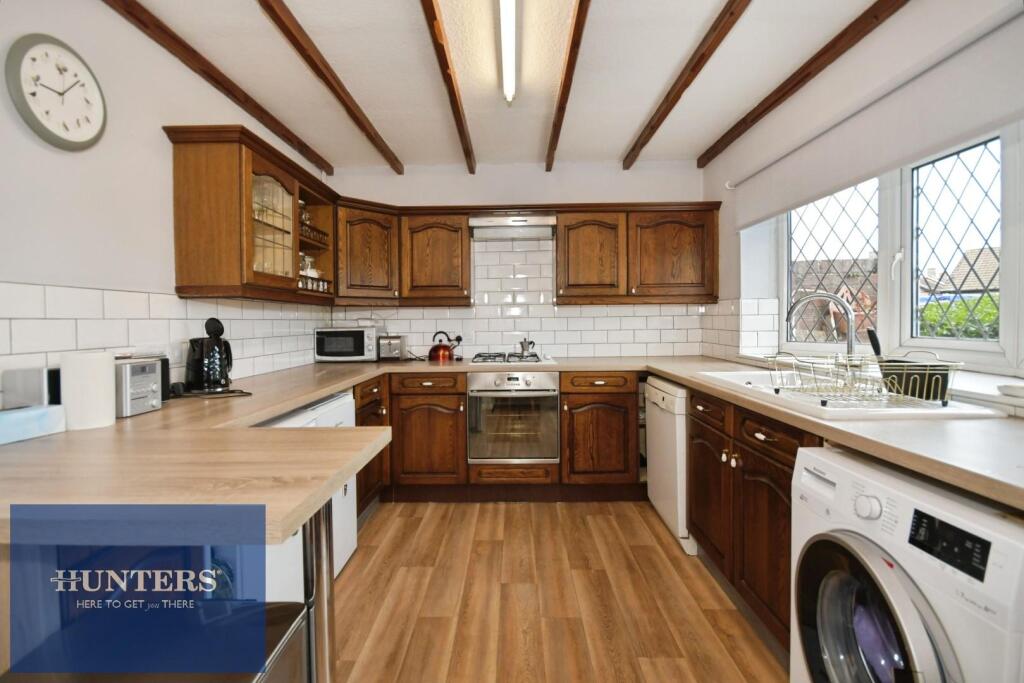 House in Chesterfield, Loundsley Green - View 5