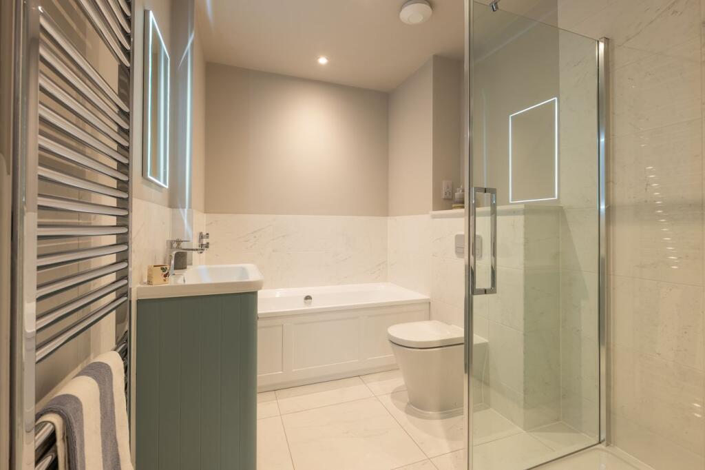 Apartment in Birmingham - View 3
