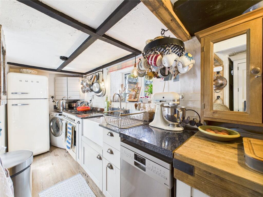 House in Exeter - View 3