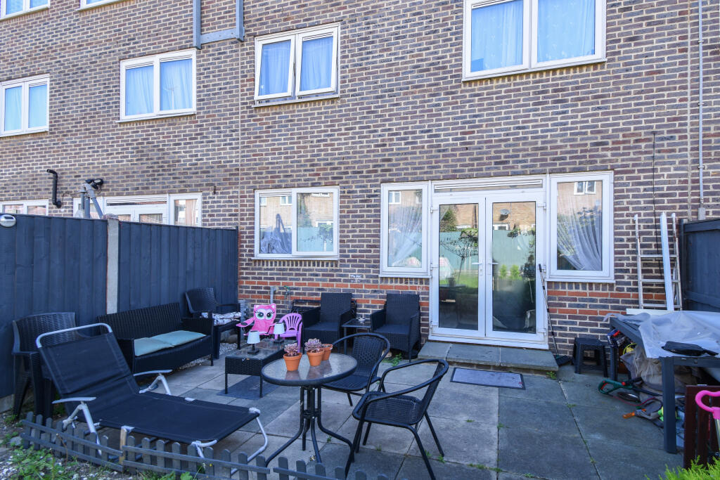 Main image of property: Tiptree Crescent, Ilford, IG5