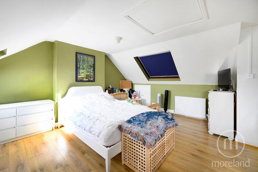 Apartment in London - View 5
