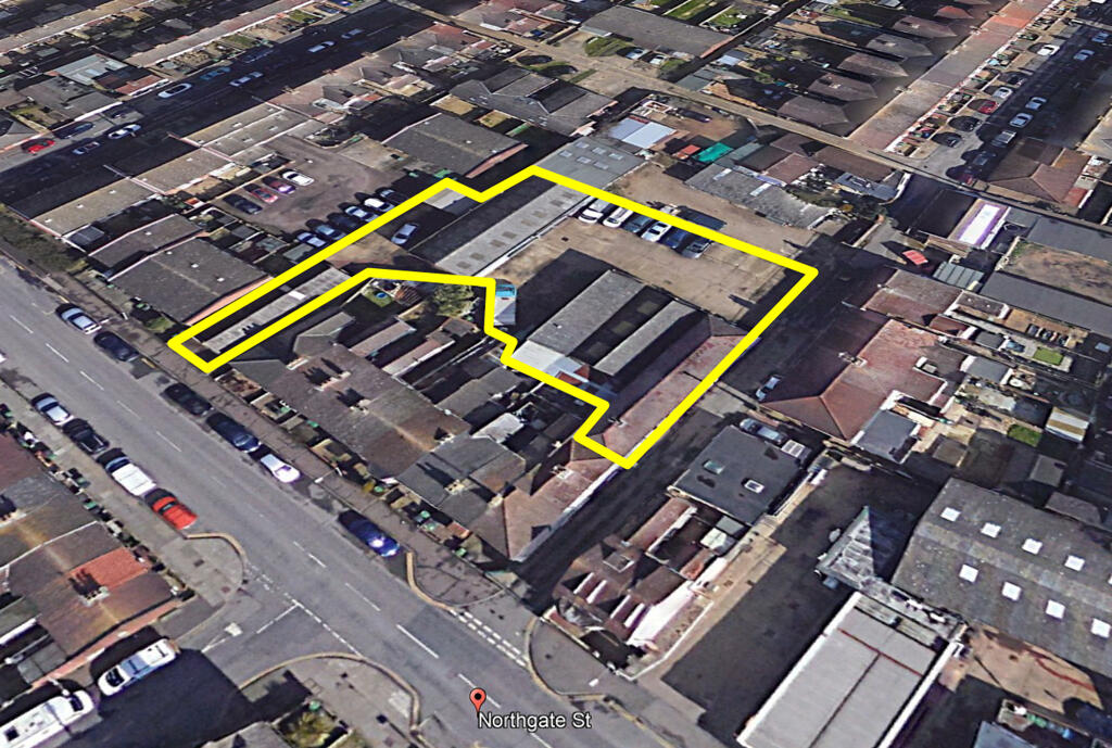 Main image of property: 176  & 184B Northgate Street, Great Yarmouth, Norfolk, NR30 1DA