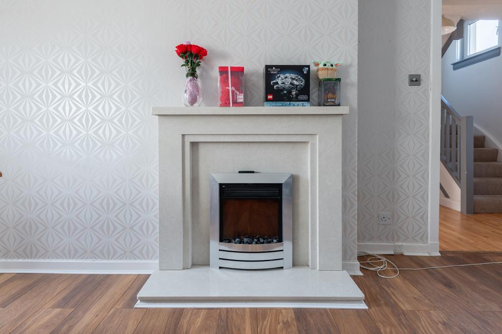 House in Kirkcaldy - More