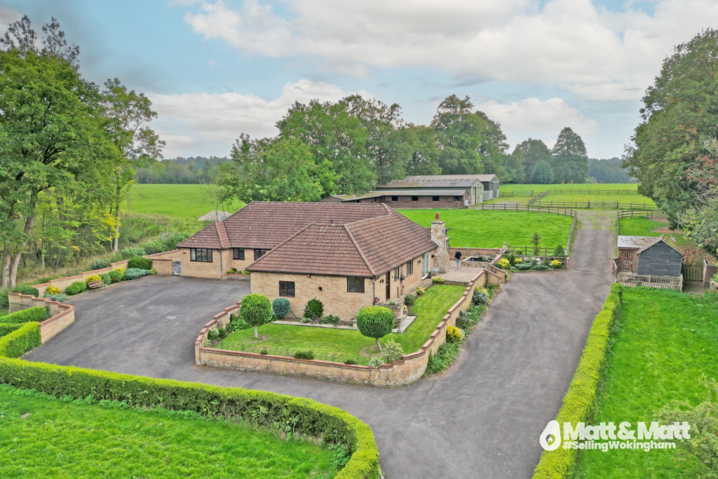 House in Binfield, Bracknell Forest