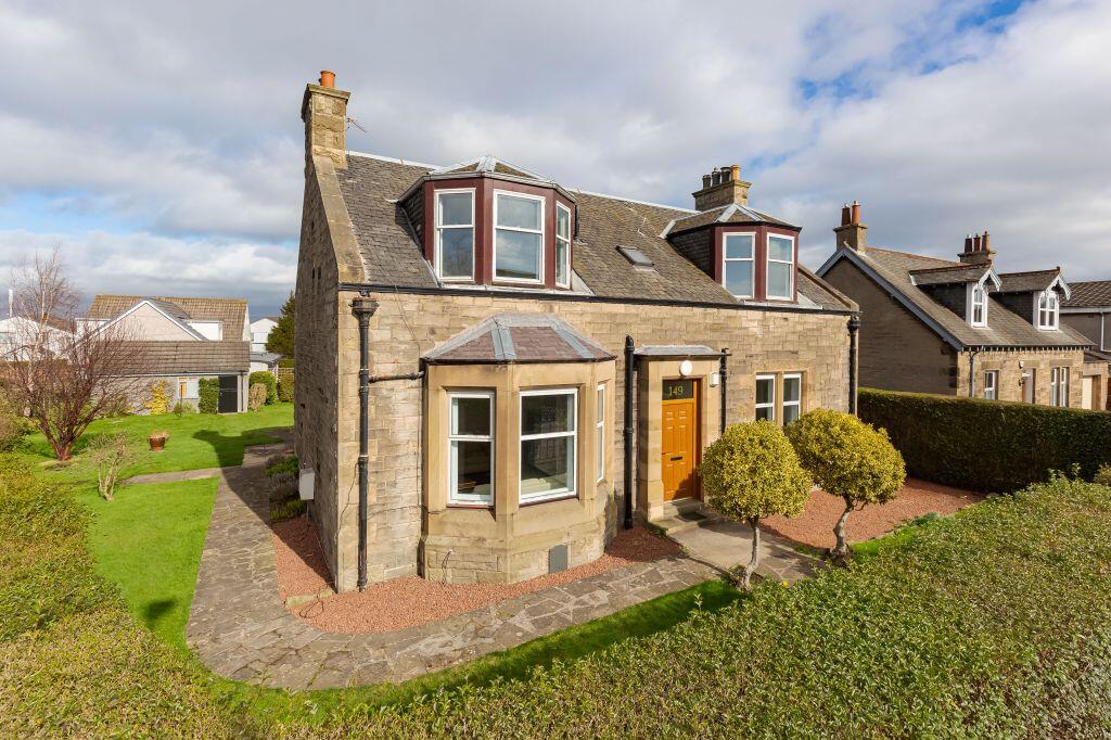 Main image of property: 149 Main Street, Davidson Mains, EH4 5AQ