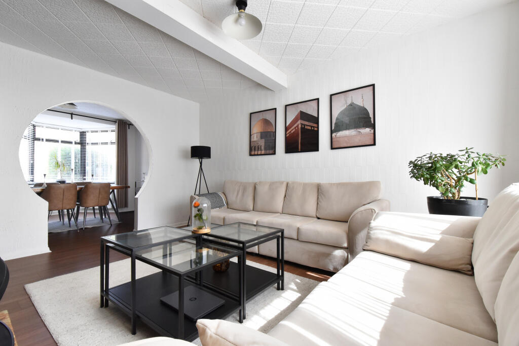 House in Bromley - View 5