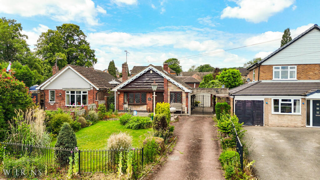Main image of property: High Street, Dosthill, Tamworth, Staffordshire, B77