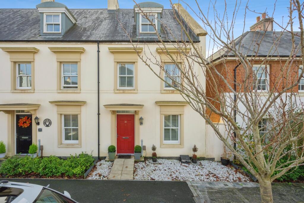 3-bed terraced on Pegasus Place, Sherford, Plymouth, £76,250