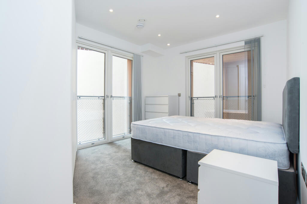 Apartment in London - View 4
