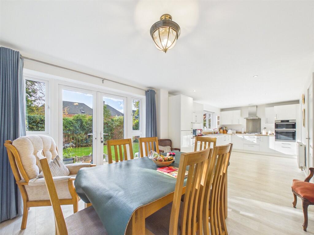 House in New Forest, Heatherstone Grange, Sopley - View 3