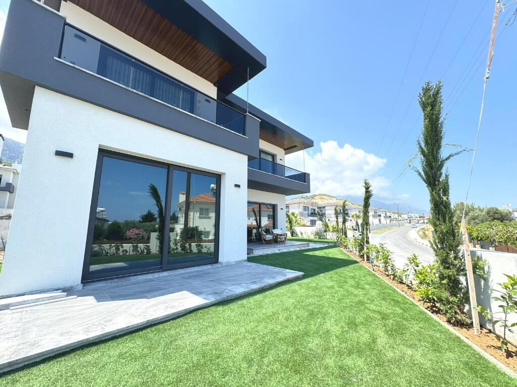 Main image of property: Alsancak, Girne