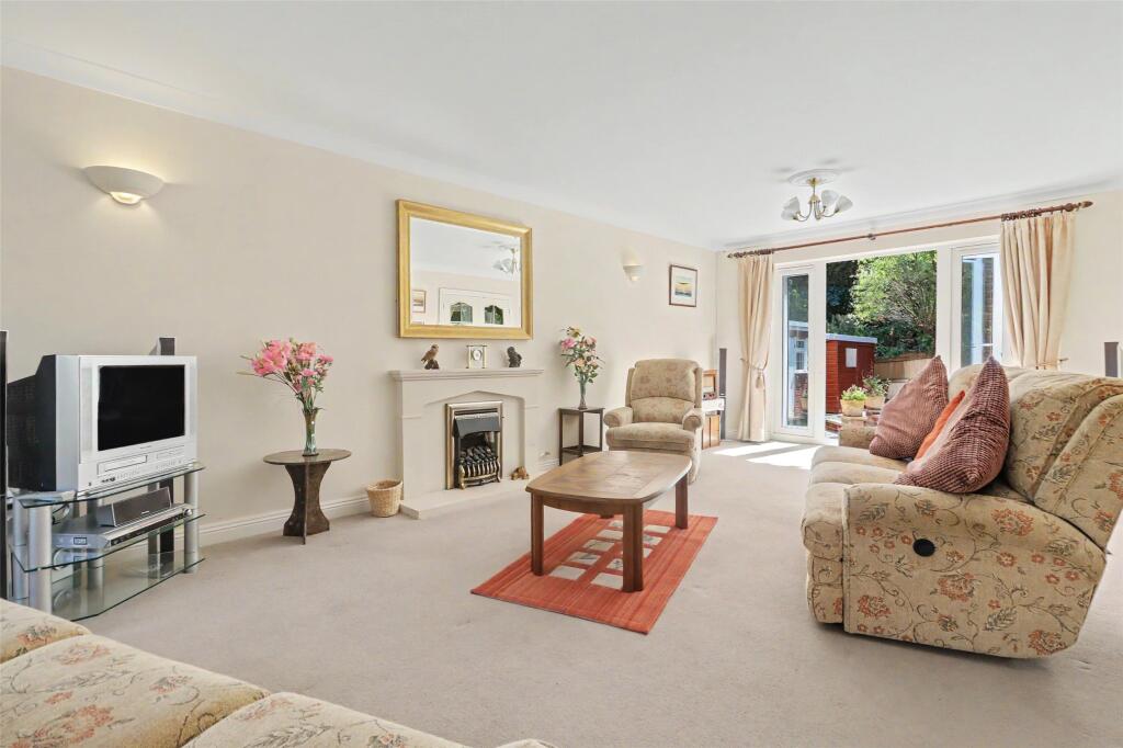 House in Torridge, East The Water, Bideford - More
