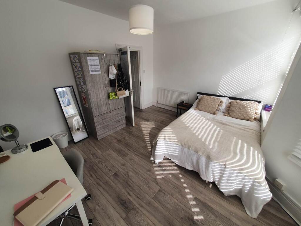 House in Cardiff - View 4