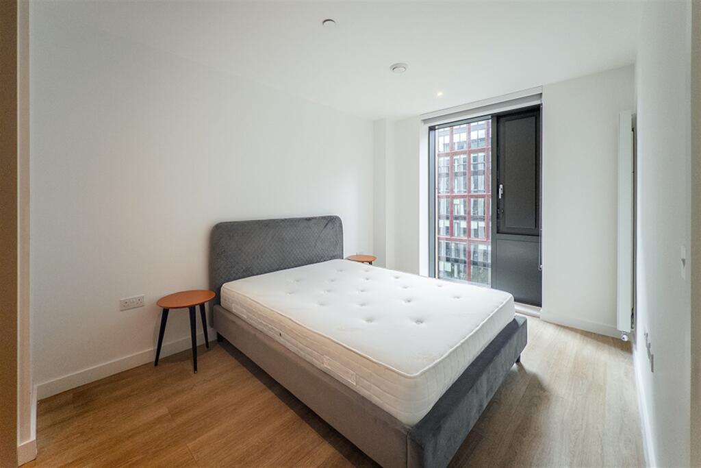 Apartment in Manchester - View 4