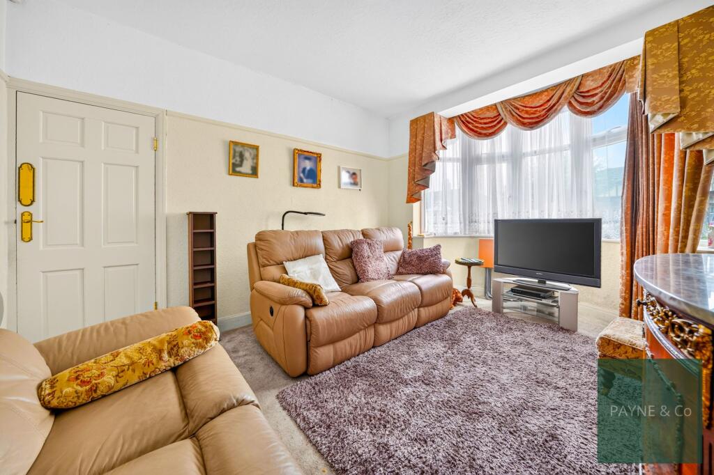 House in Ilford - More