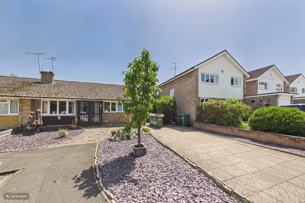 Main image of property: Aplin Way, Lightwater, Surrey, GU18