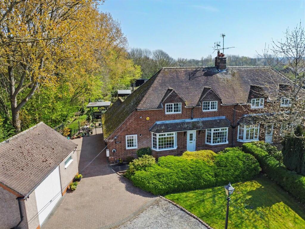 Main image of property: Pasture Lane, Long Eaton