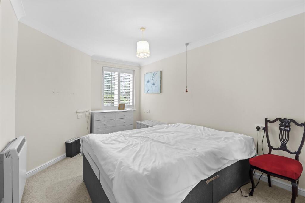 Apartment in Wealden, Hailsham - View 4
