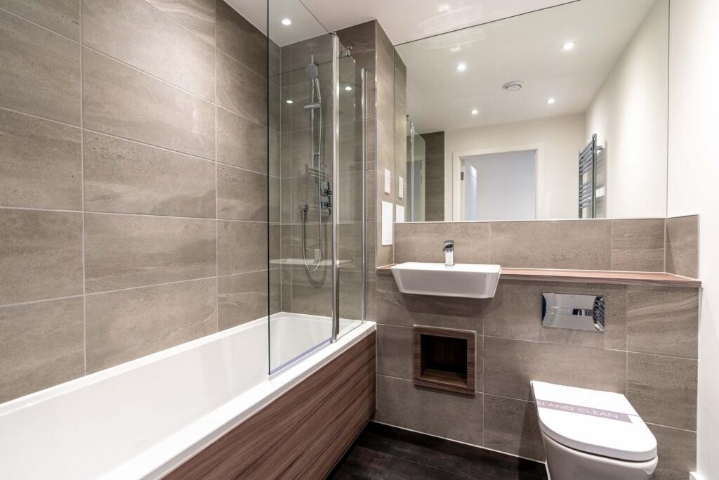 Apartment in Rochester - View 4