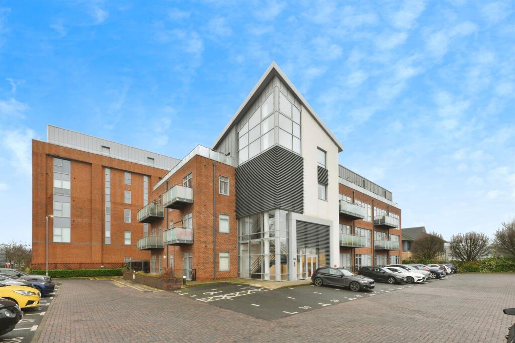Additional image 2 of Broadwater Road, WELWYN GARDEN CITY