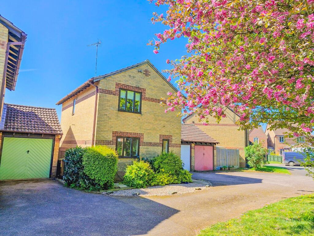 Main image of property: 8 Birch Close, Woodford Halse, NN11 3NF
