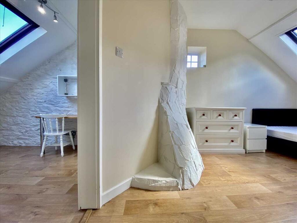House in Plymouth, Mutley - View 5