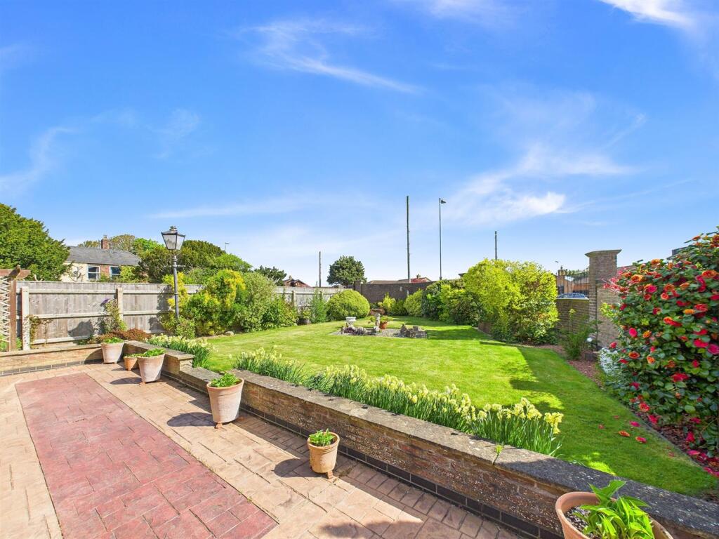 St. Francis Gardens, Sutton-On-Sea photo 2