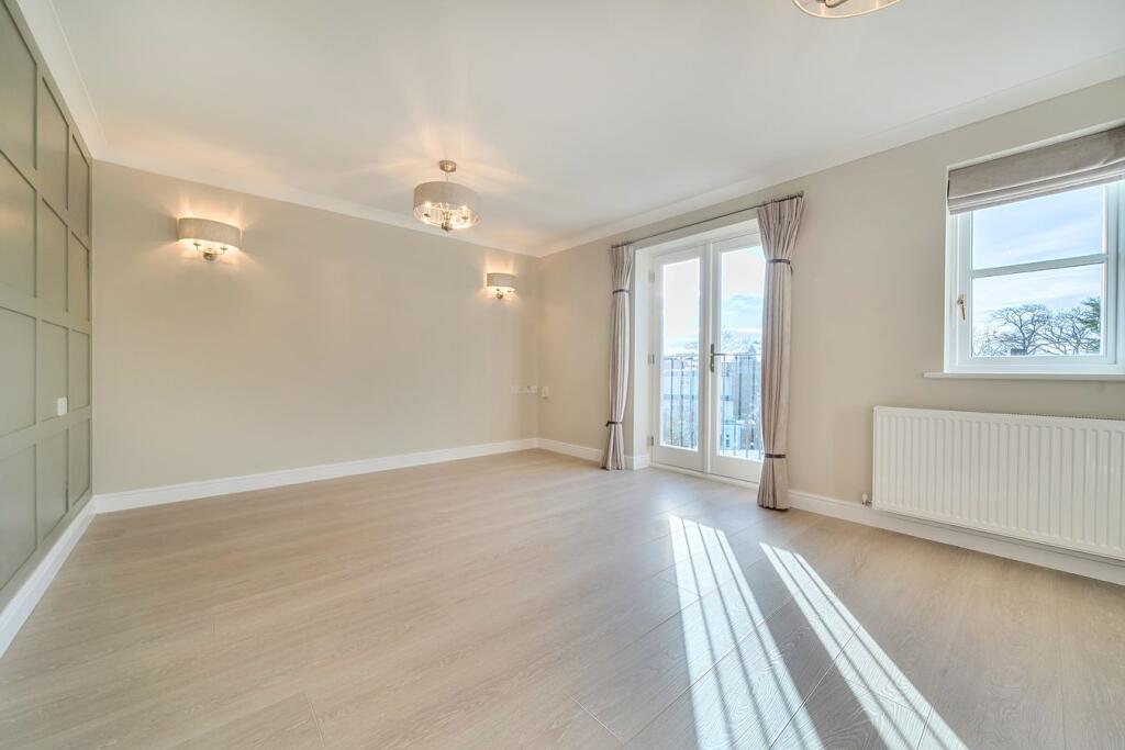 Apartment in London - View 3