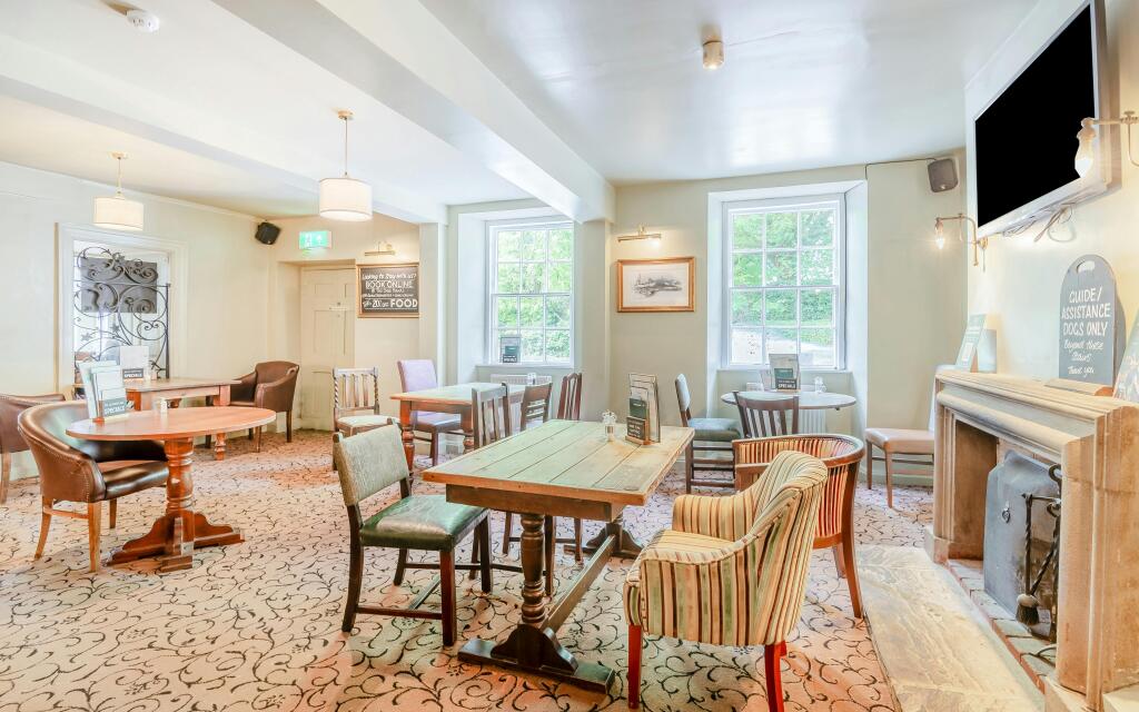 8690262-interior06.jpg