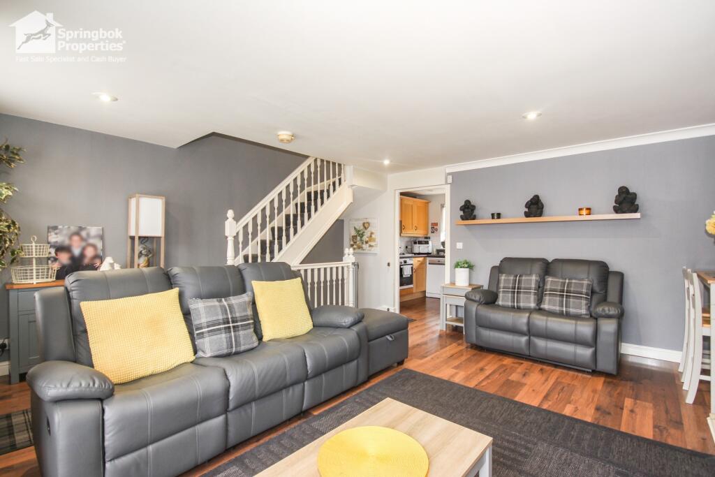 Wilmhurst Road, Warwick, Warwickshire photo 3