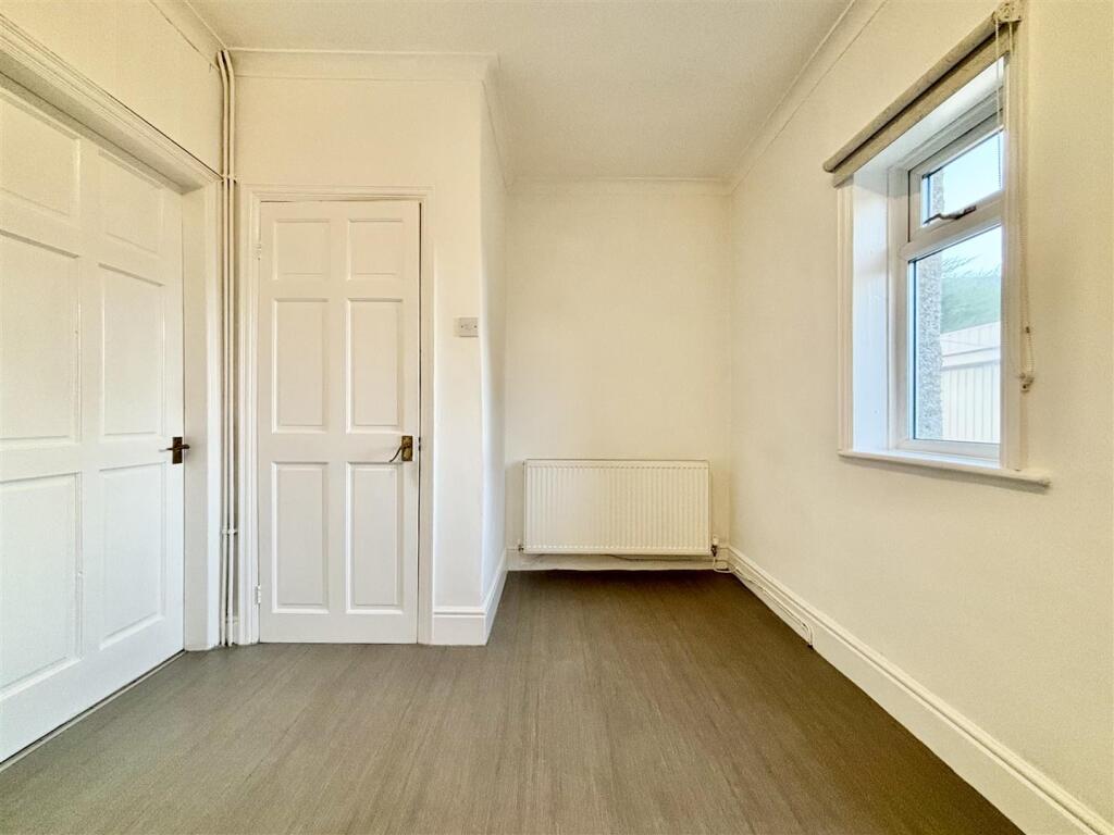 Additional image 6 of Hollybank Gardens, Bradford 7