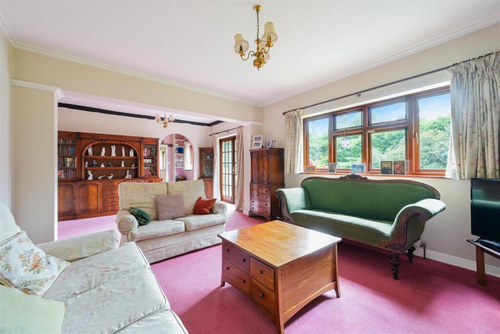 House in Kingston upon Thames - View 2