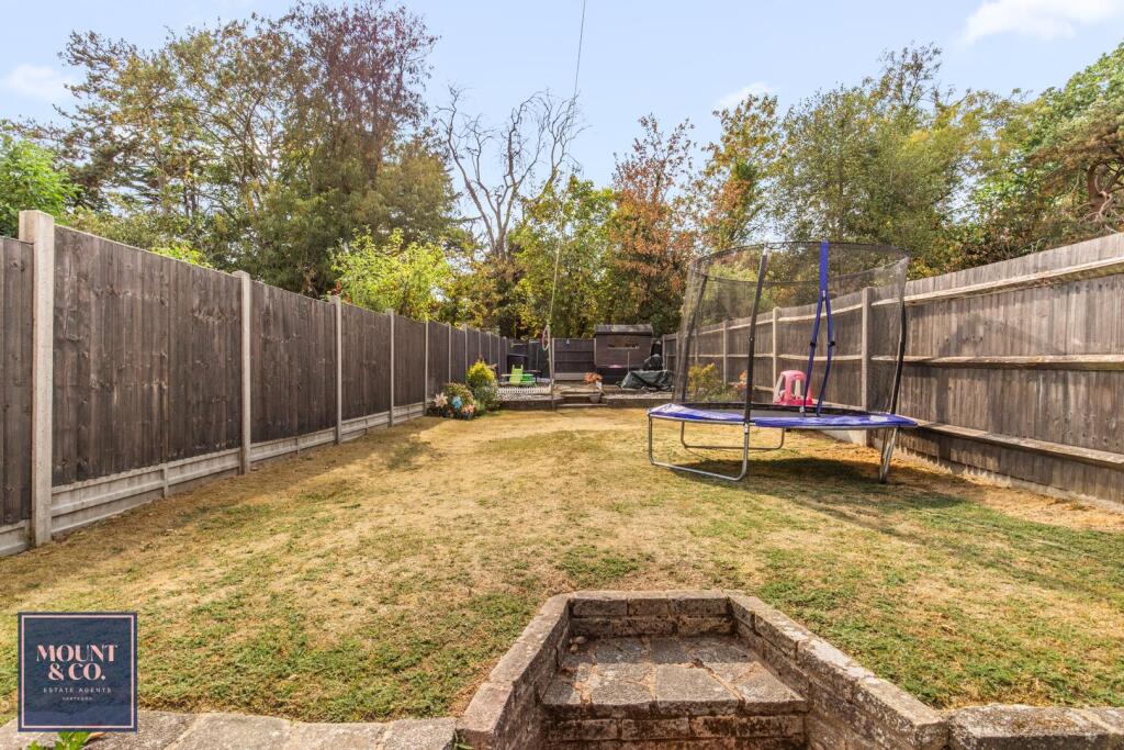 House in Enfield - View 4
