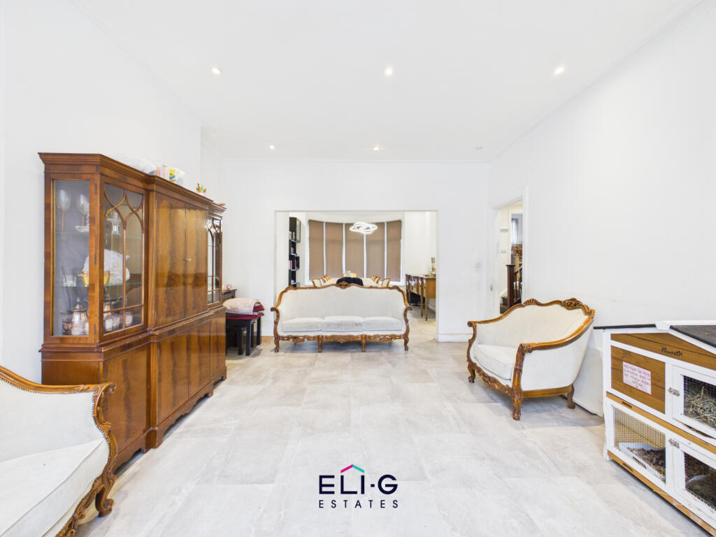 House in London - View 4
